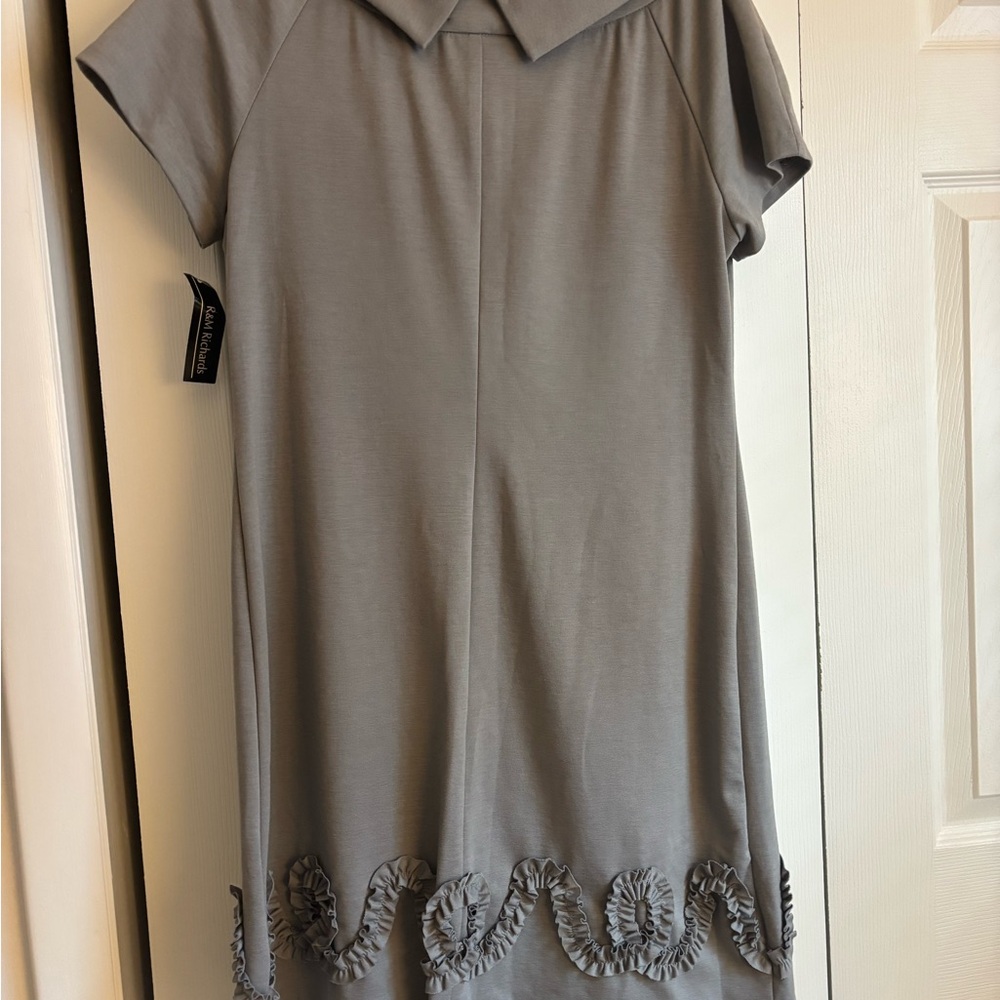 💯NWT Gorgeous Dress. Slate color, R&M Richards brand. Size 6P - Picture 8 of 8